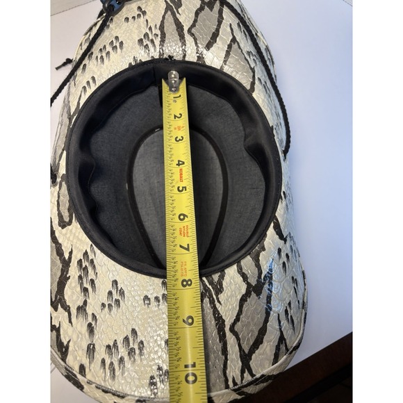 Something Special Cowgirl Hat Western Festival Costume 100% Vinyl One Size - Picture 6 of 7